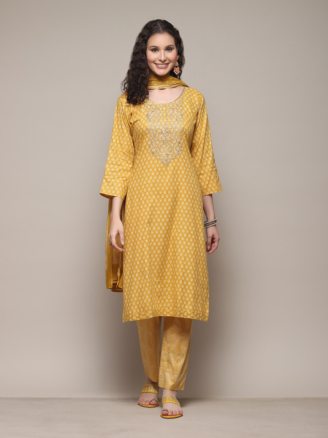 

Biba Floral Printed Zardosi Unstitched Dress Material, Yellow