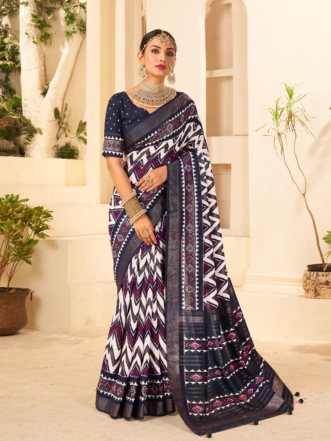 

Mitera Geometric Printed Zari Silk Cotton Ikat Saree, Navy blue
