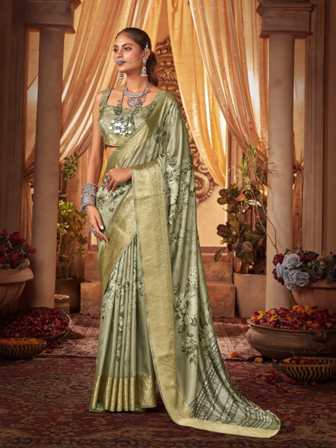

Mitera Olive Green & Gold-Toned Floral Woven Design Zari Saree