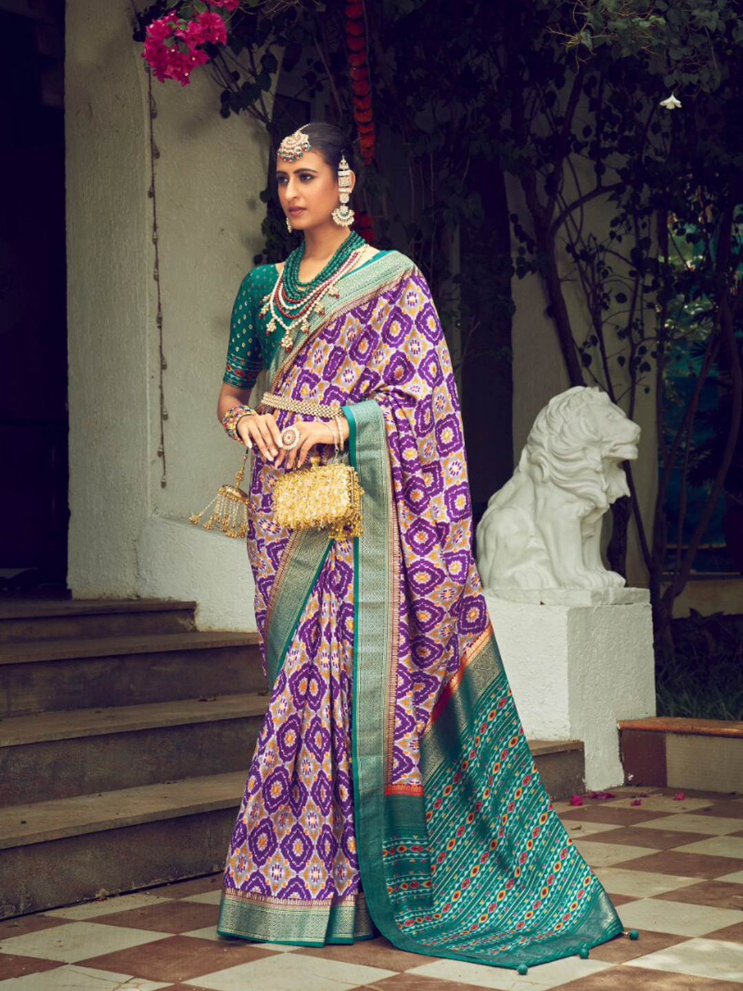 

Mitera Purple Geometric Printed Zari Detailed Silk Cotton Ikat Saree