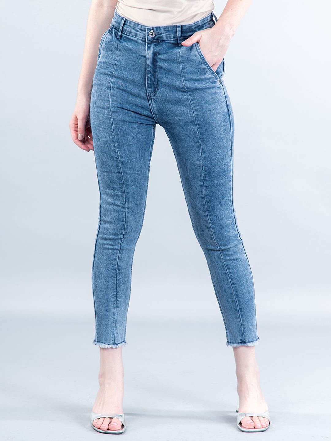 

Tistabene Women Comfort Skinny Fit Heavy Fade Frayed Hem Stretchable Jeans, Blue