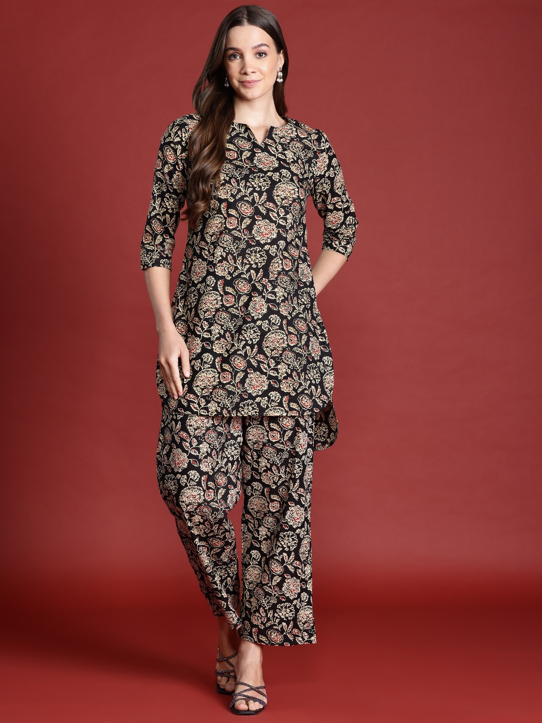 

Anouk Floral Print Pure Cotton High-Low Kurta with Trousers, Black