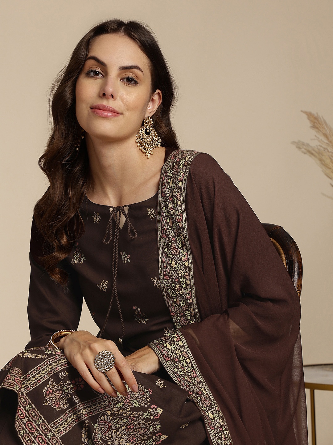 

Anouk Ethnic Motifs Printed Straight Kurta With Trousers & Dupatta, Maroon