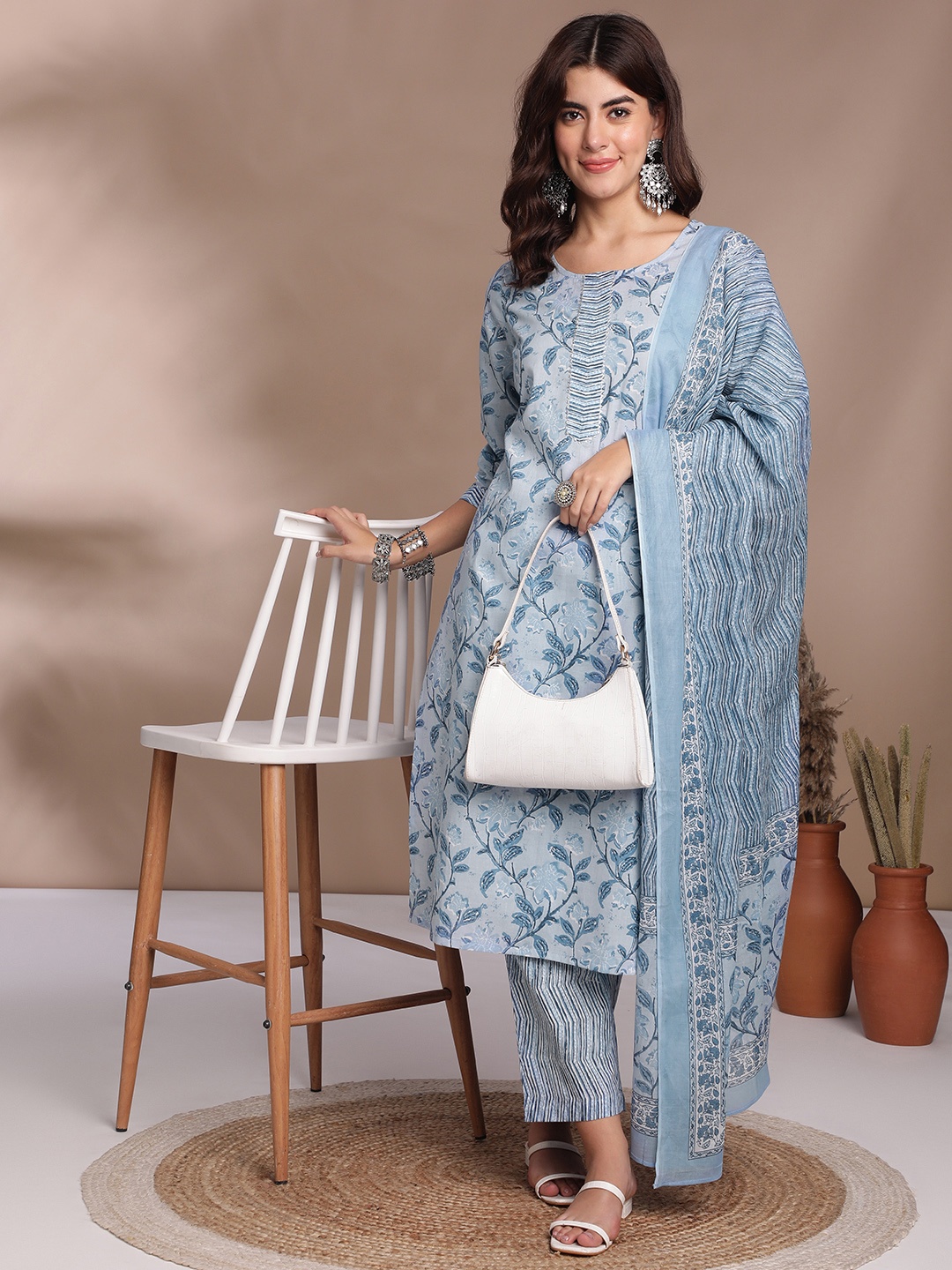 

Anouk Floral Print Gotta Patti Pure Cotton Kurta with Trousers & Dupatta, Blue