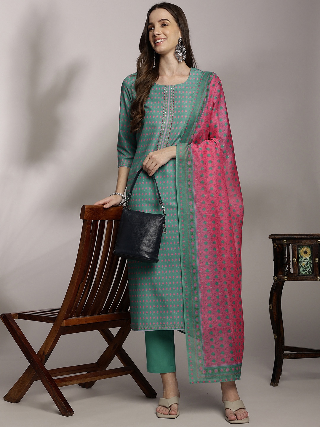 

Anouk Printed Straight Kurta With Trousers & Dupatta, Sea green