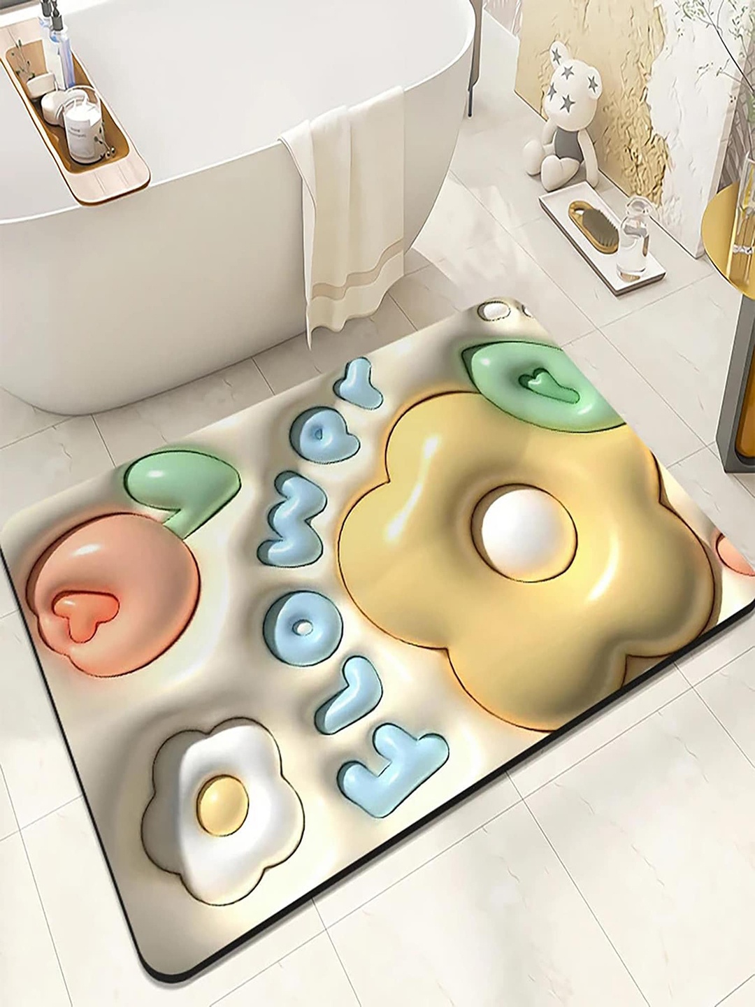 

HOUSE OF QUIRK Cream-Colored 3D Shaped Absorbent Non-Slip Bath Mat