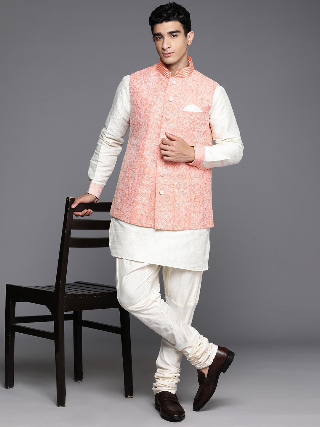 

Manu Men Pure Cotton Kurta & Churidar with Jacket, Off white