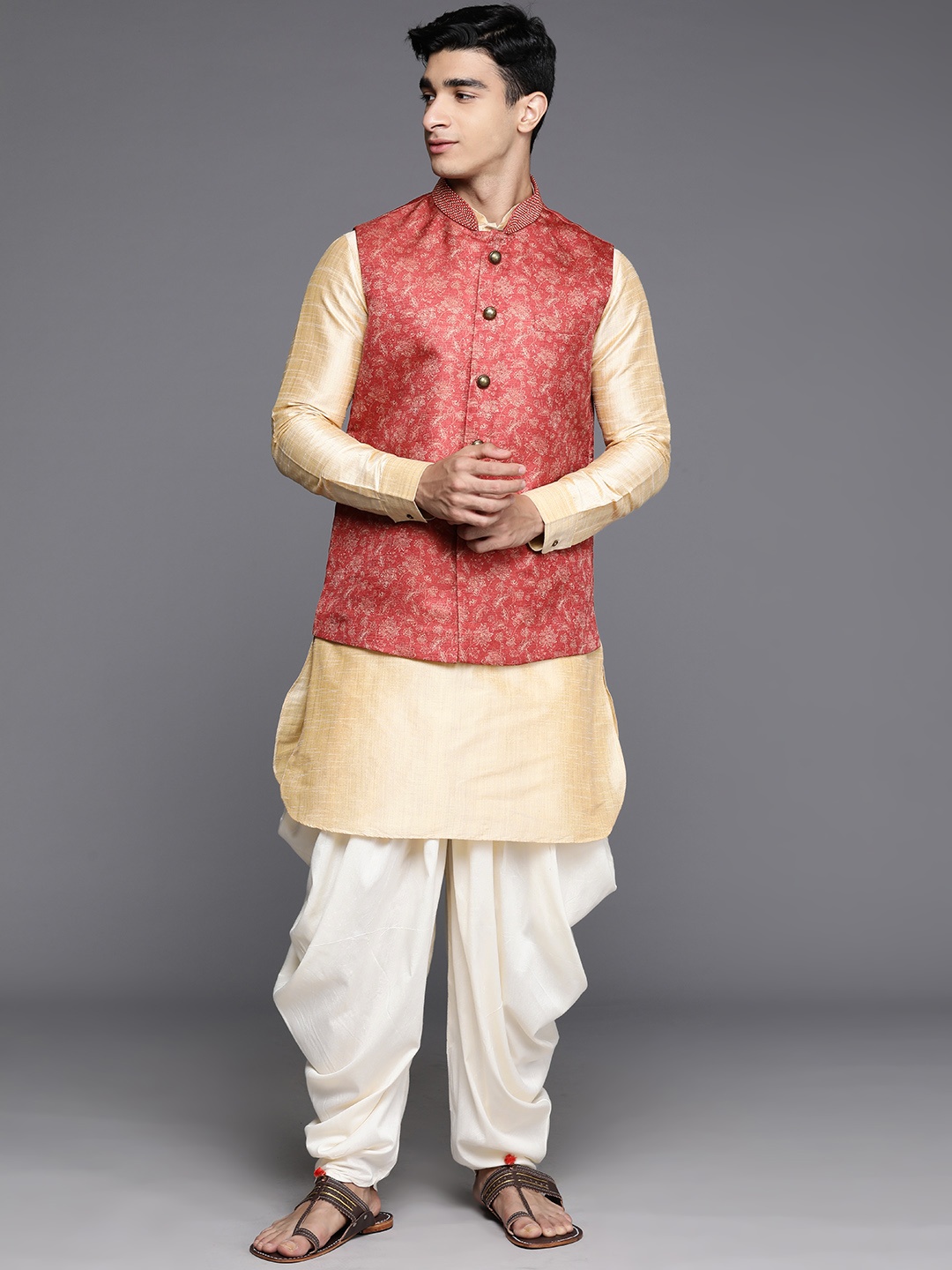

Manu Regular Kurta with Patiala & Nehru Jacket, Cream