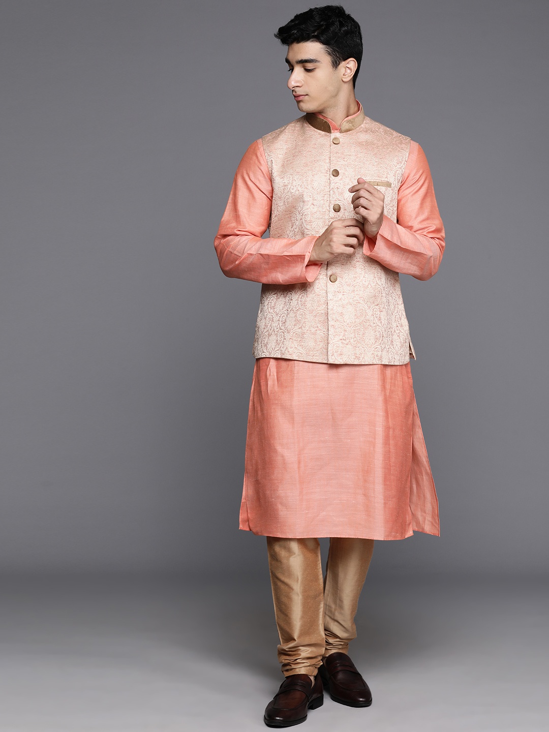

Manu Regular Kurta with Churidar & Woven Design Nehru Jacket, Pink
