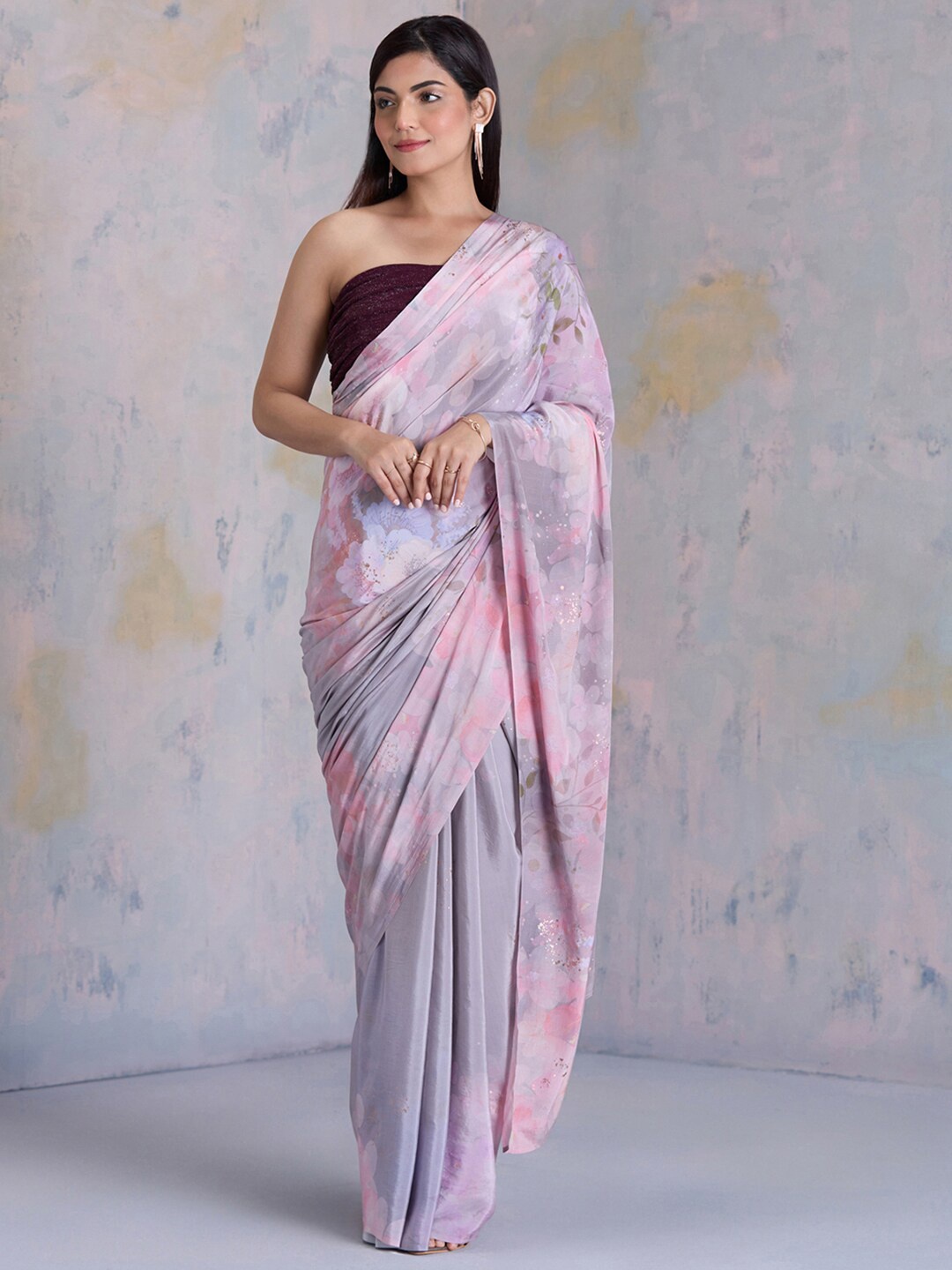 

navyasa by liva Floral Printed Liva Saree, Pink