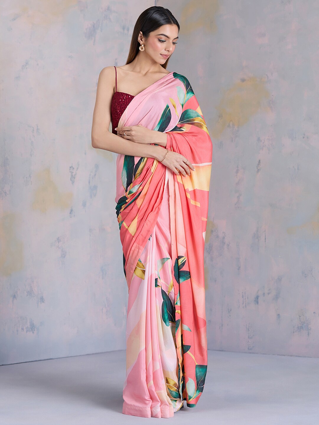 

navyasa by liva Floral Printed Liva Saree, Pink