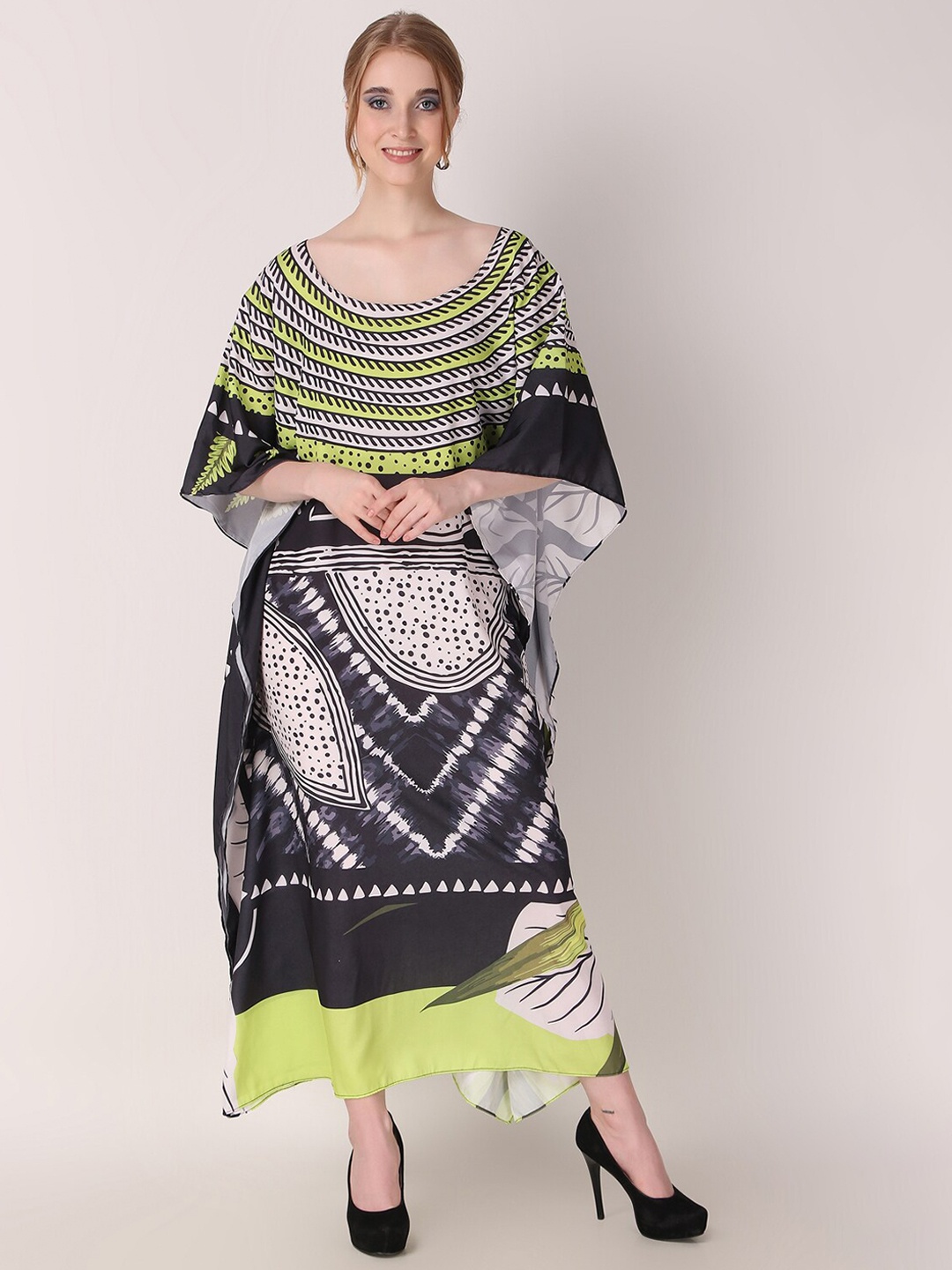 

Rajoria Instyle Abstract Printed Kaftan Swimwear Cover up Top, Black