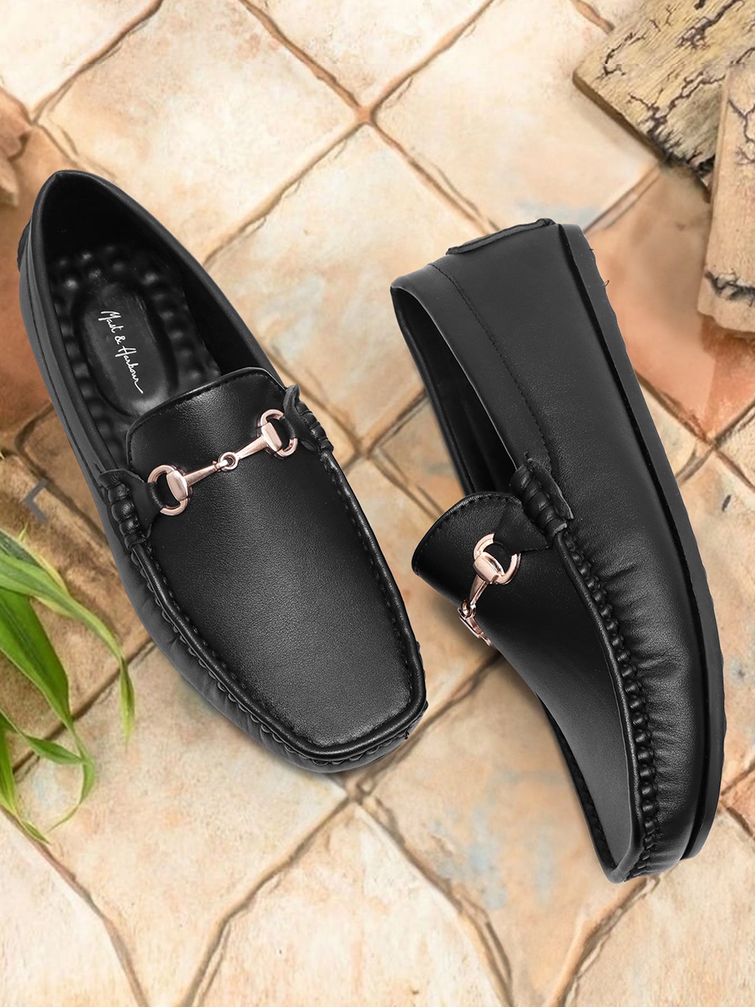 

Mast & Harbour Men Black Lightweight Comfort Insole Horsebit Loafers