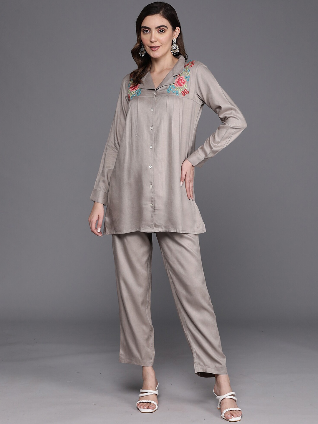 

Indo Era Floral Embroidered Shirt Collar Shirt & Trousers, Beige