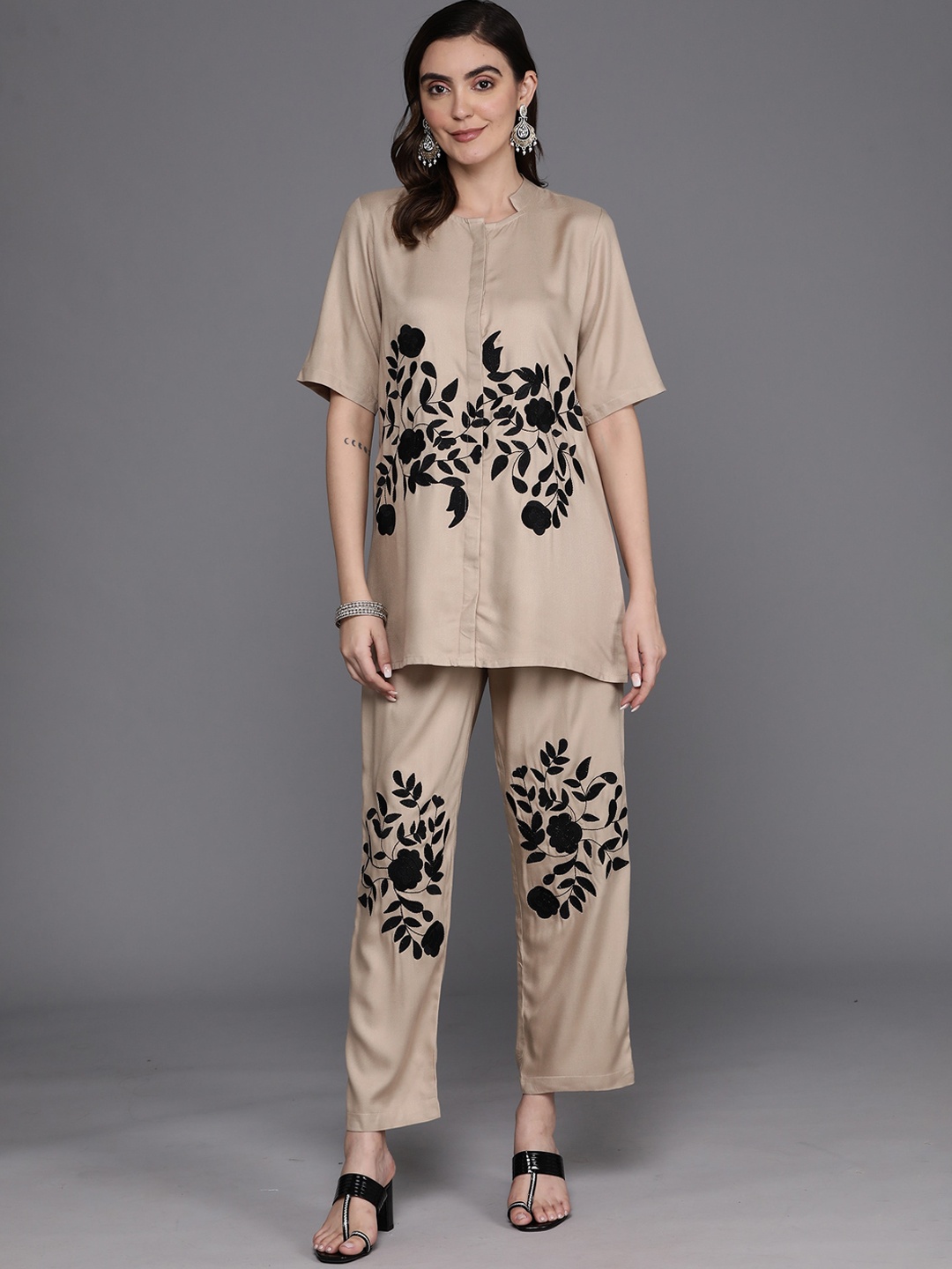 

Indo Era Floral Embroidered Straight Shirt & Trousers, Beige