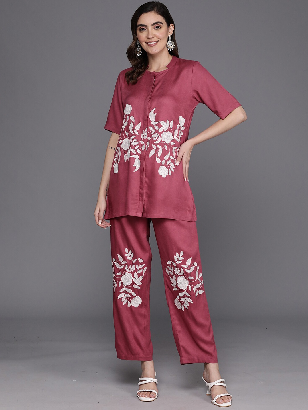 

Indo Era Floral Embroidered Mandarin Collar Straight Shirt & Trousers, Mauve