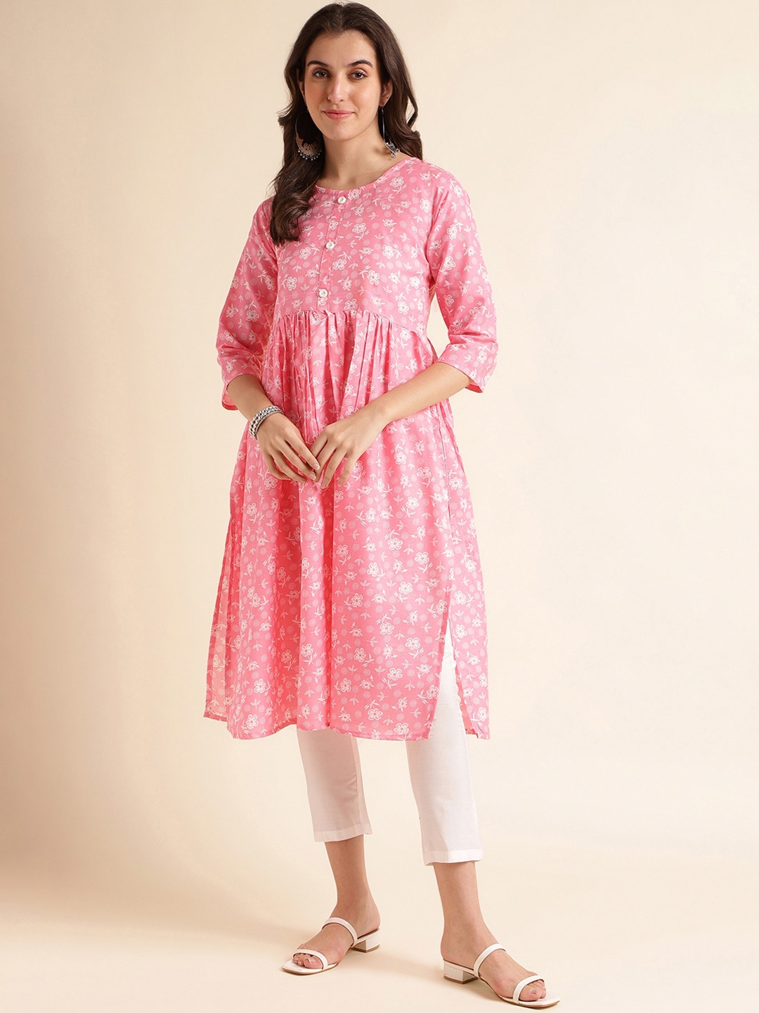 

Fabclub Floral Printed A-line Kurta, Pink