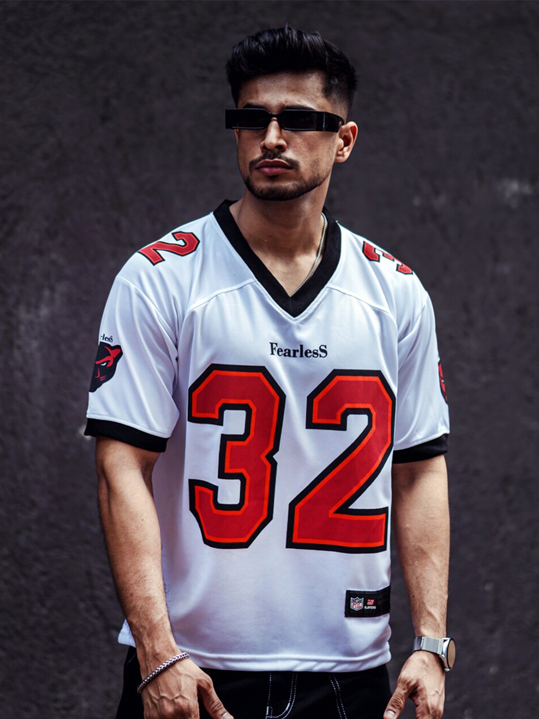 

Powerlook White & Red Dri-FIT Varsity Printed V-Neck Oversized T-shirt