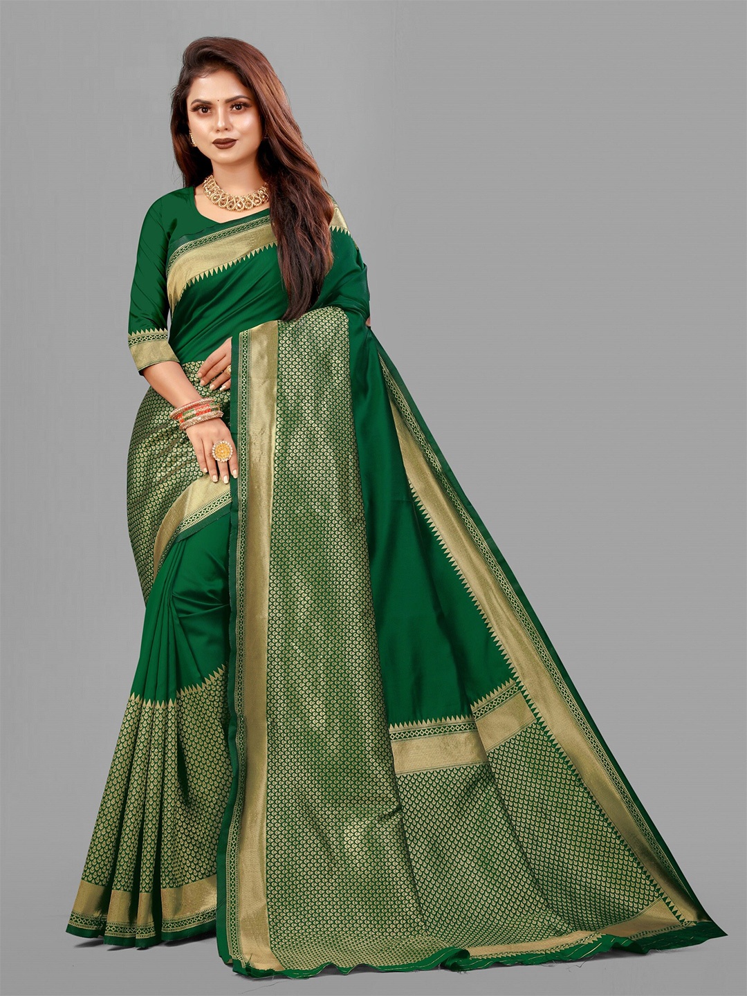 

VEDANT VASTRAM Ethnic Motifs Woven Zari Banarasi Saree, Green