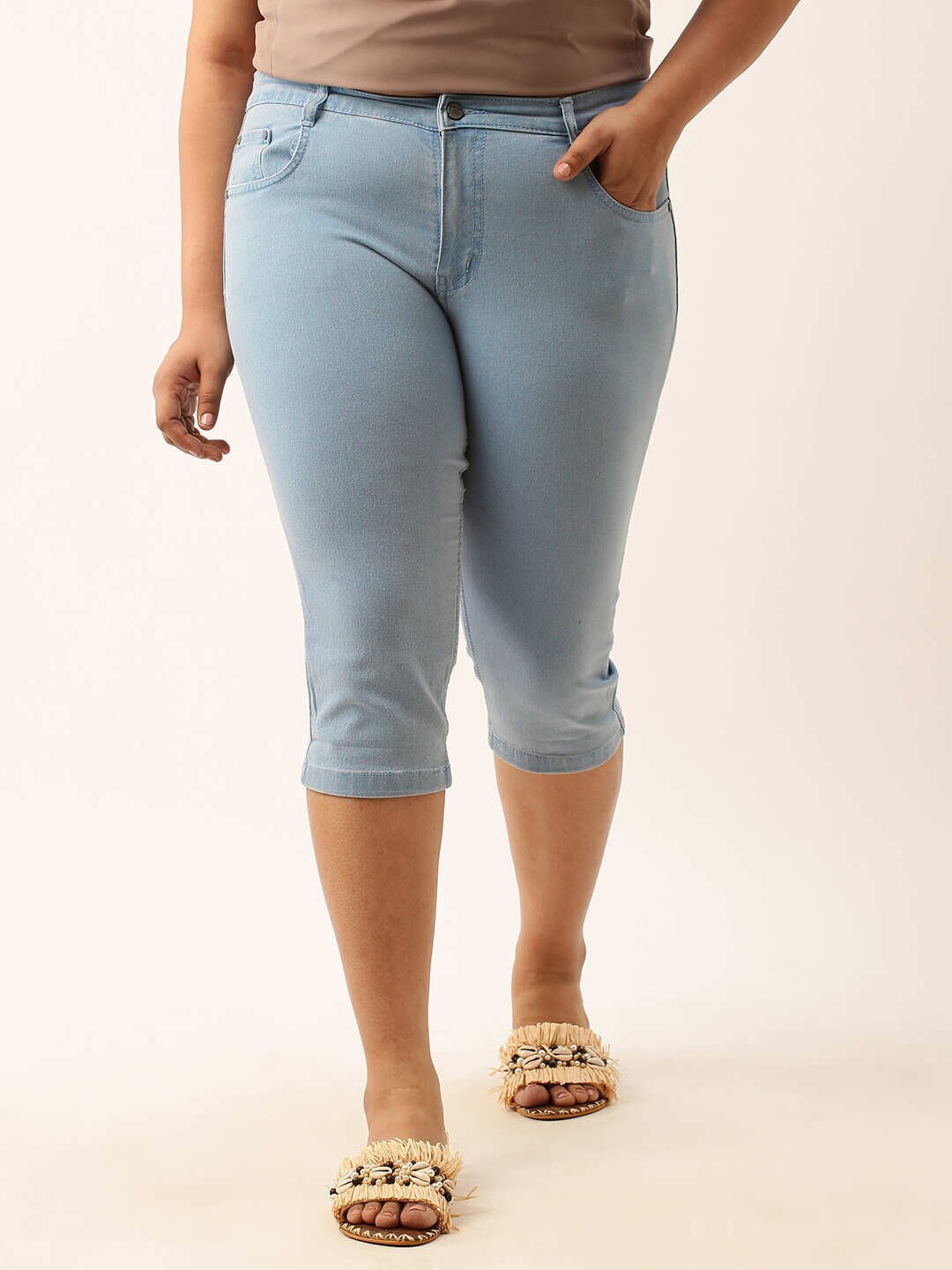 

Zola Plus Women Plus Size Mid-Rise Stretchable Denim Capris, Blue