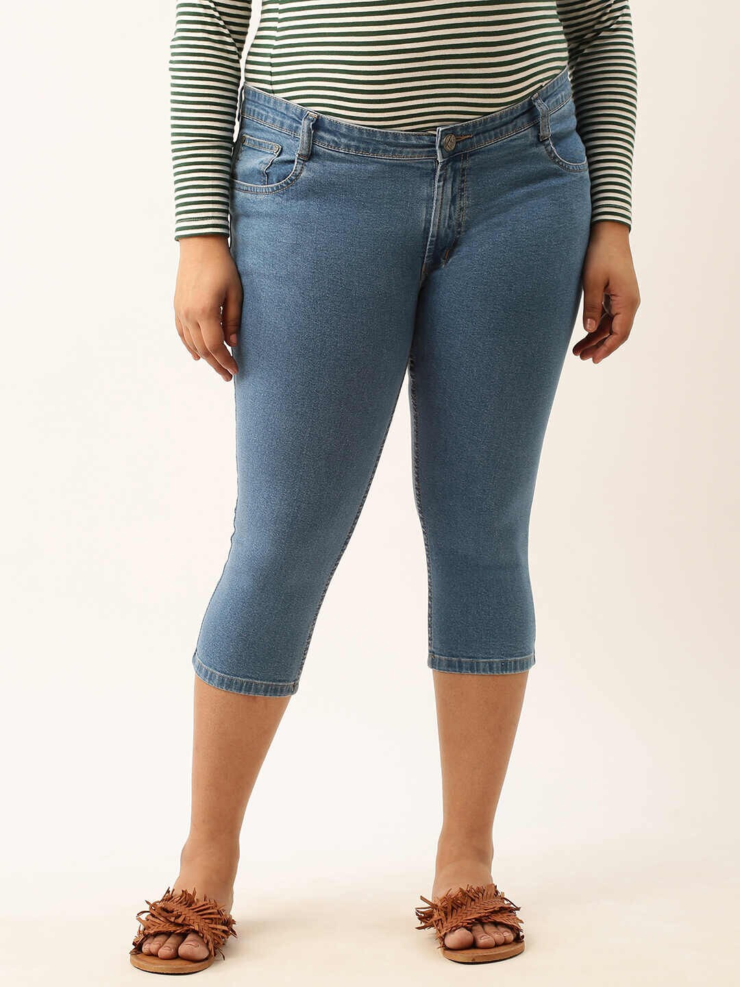 

Zola Plus Women Plus Size Mid-Rise Stretchable Denim Capris, Blue