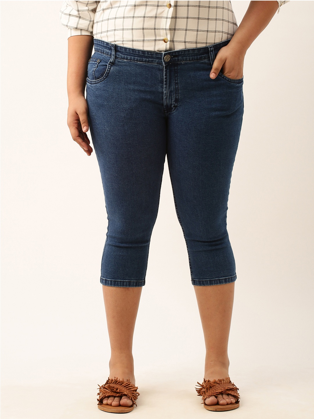 

Zola Plus Plus Size Women Mid-Rise Regular Fit Denim Capris, Blue