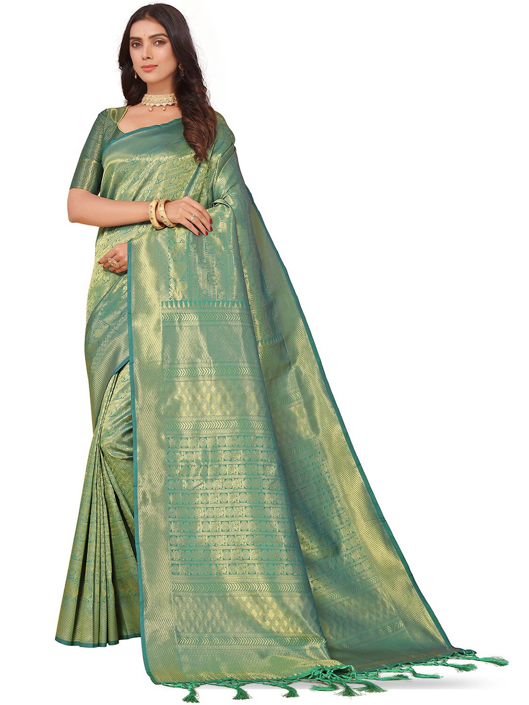 

Leeza Store Ethnic Motifs Woven Design Zari Art Silk Kanjeevaram Saree, Green