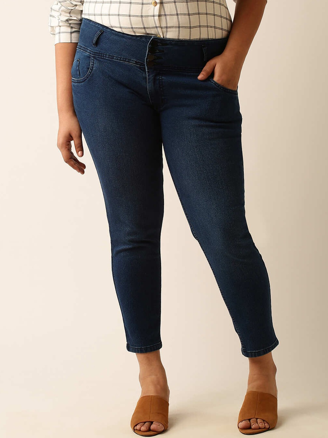 

Zola Plus Women Clean Look Straight Fit Jeans, Blue