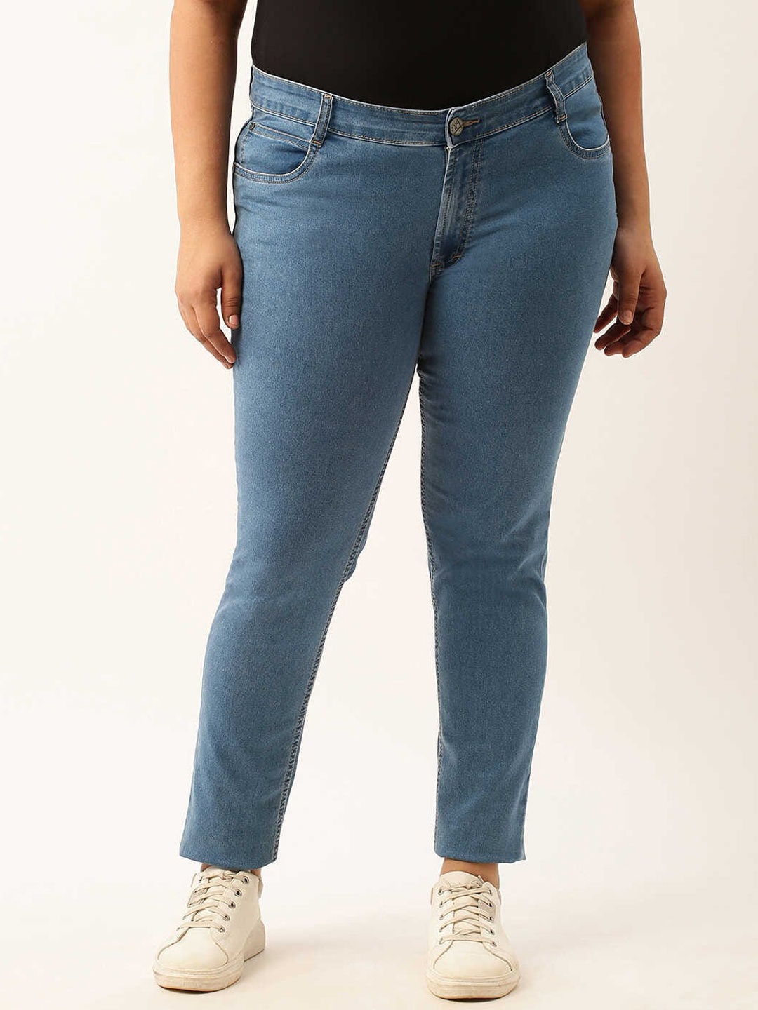 

Zola Plus Women Plus Size Clean Look Mid-Rise Straight Fit Stretchable Jeans, Blue