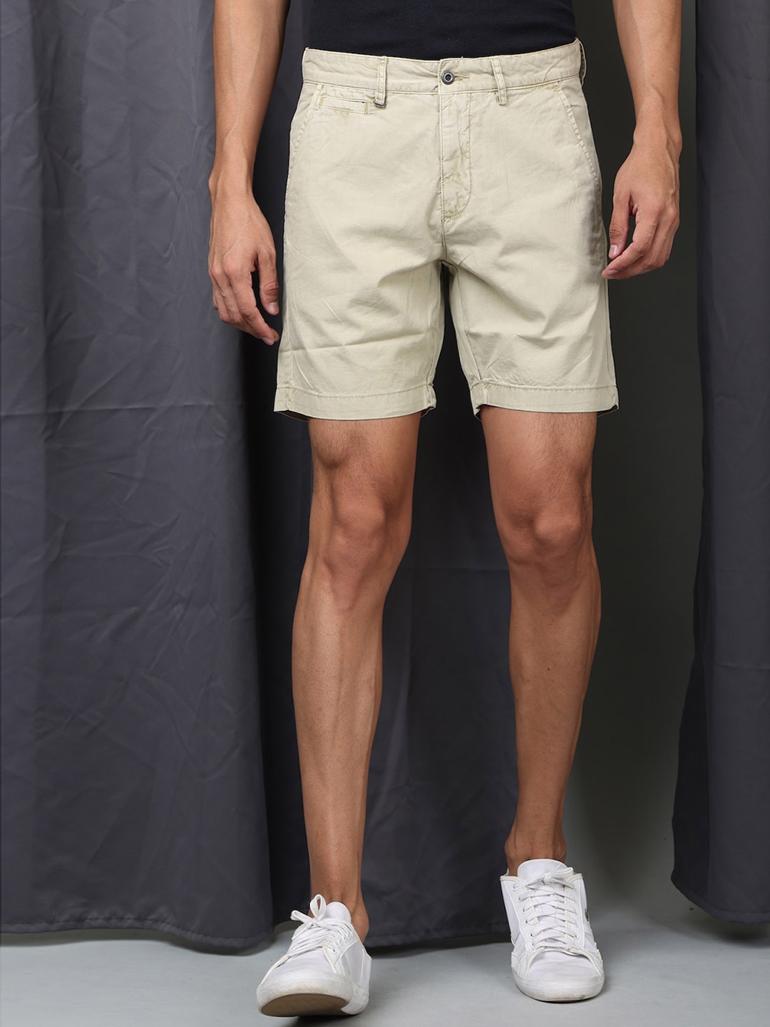 

POE Men Slim Fit Mid-Rise Shorts, Green