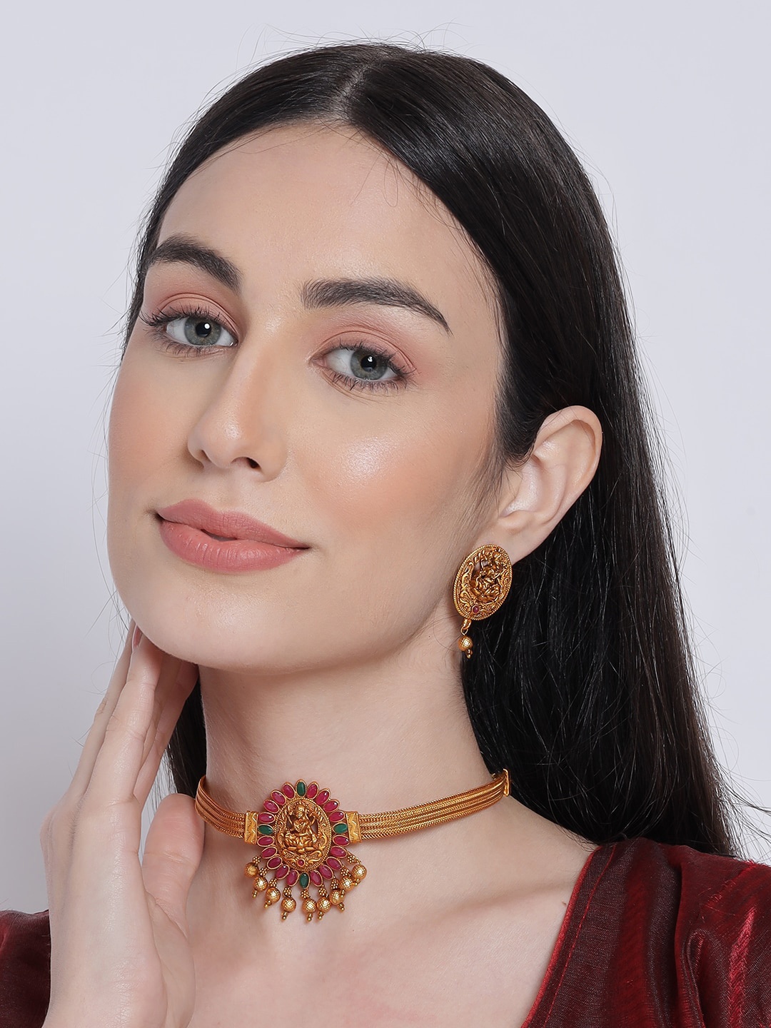 

Anouk Gold-Plated Stone-Studded & Beaded Jewellery Set