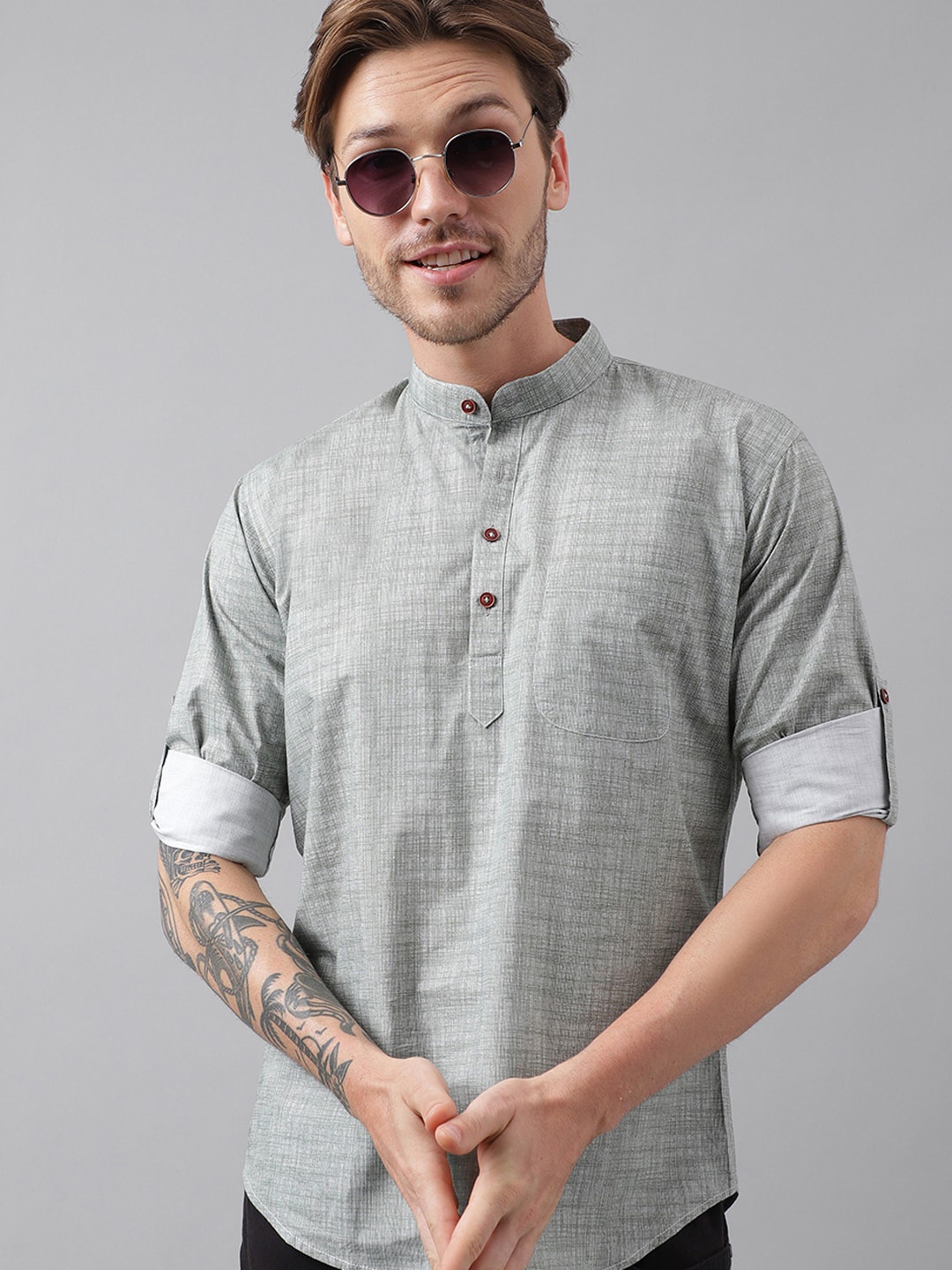 

Hancock Band Collar Roll-Up Sleeves Cotton Straight Kurta, Green