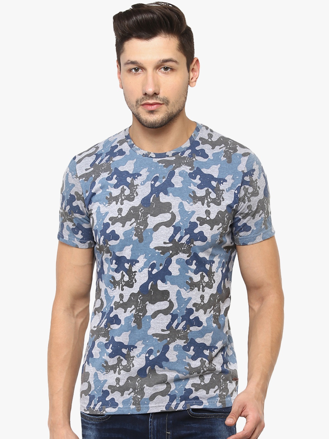

Crimsoune Club Men Grey Printed Round Neck T-shirt