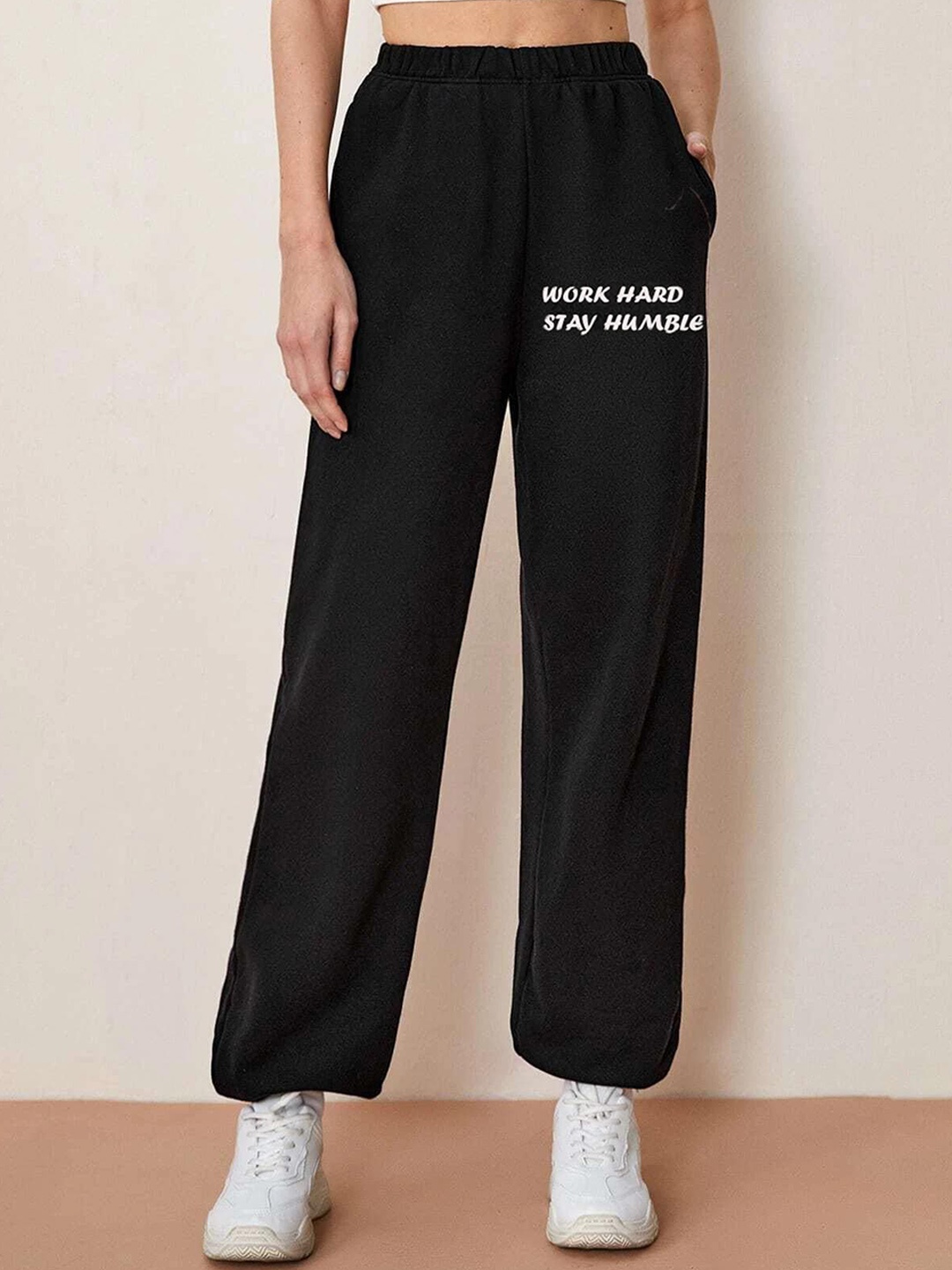 

Kotty Women Typography Printed Joggers, Black