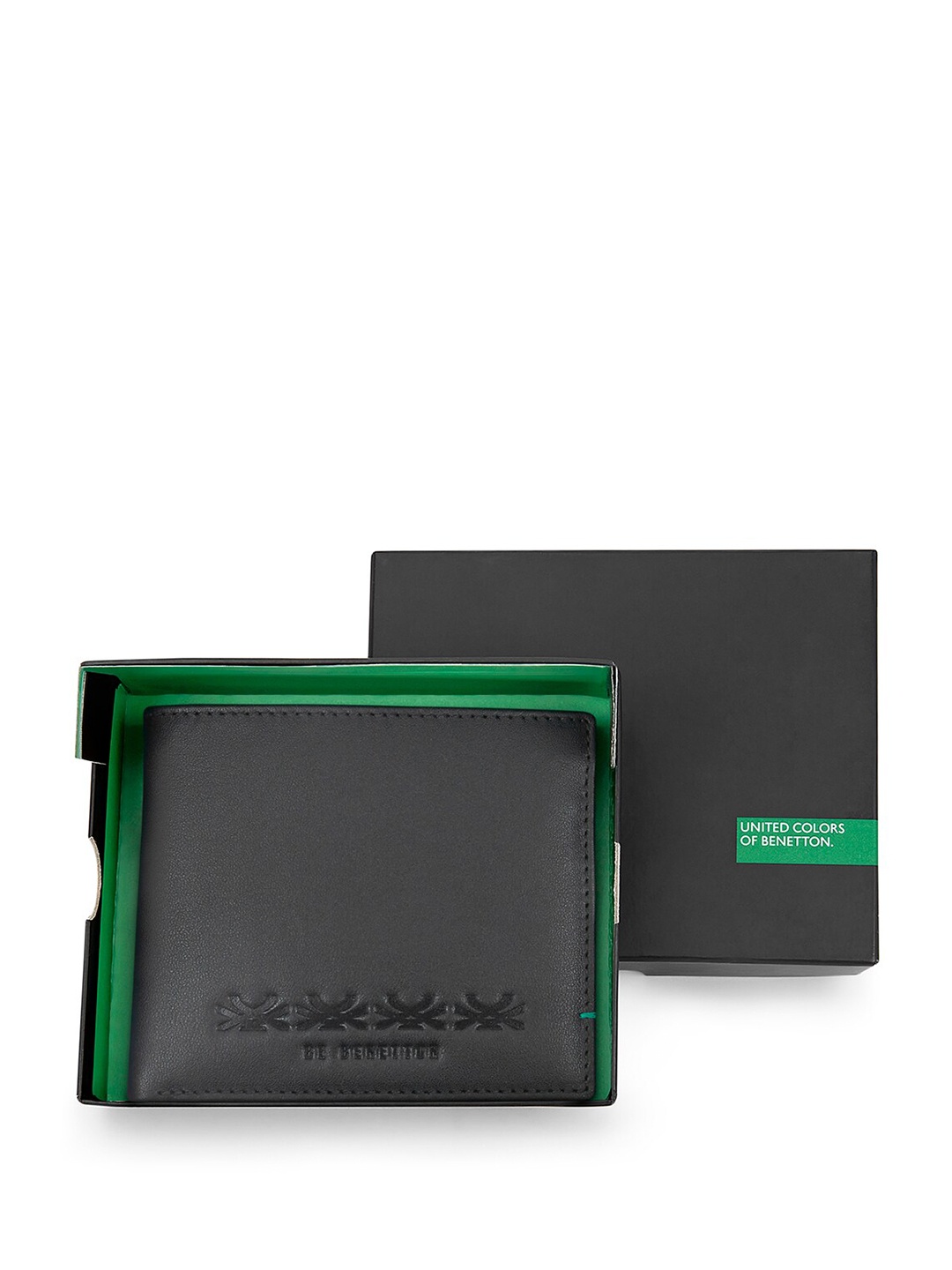 

United Colors of Benetton Men Textured Leather Two Fold Wallet, Black