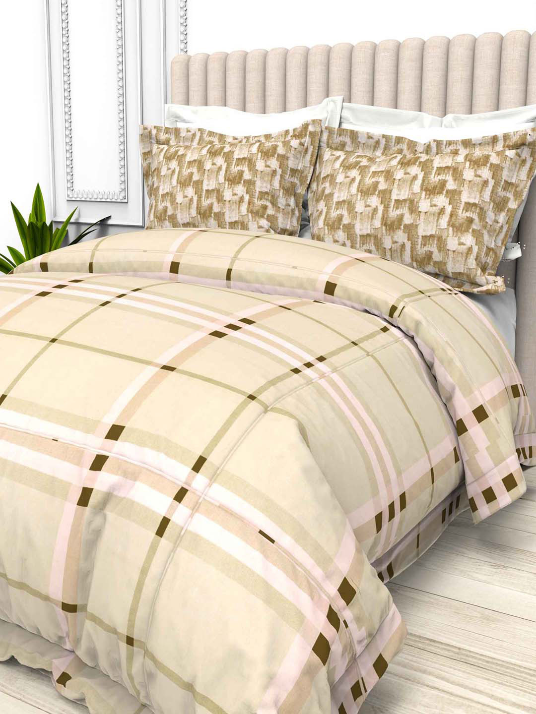 

THE WHITE MOSS Beige & White Pure Cotton 220 TC Queen Bedsheet with 2 Pillow Covers