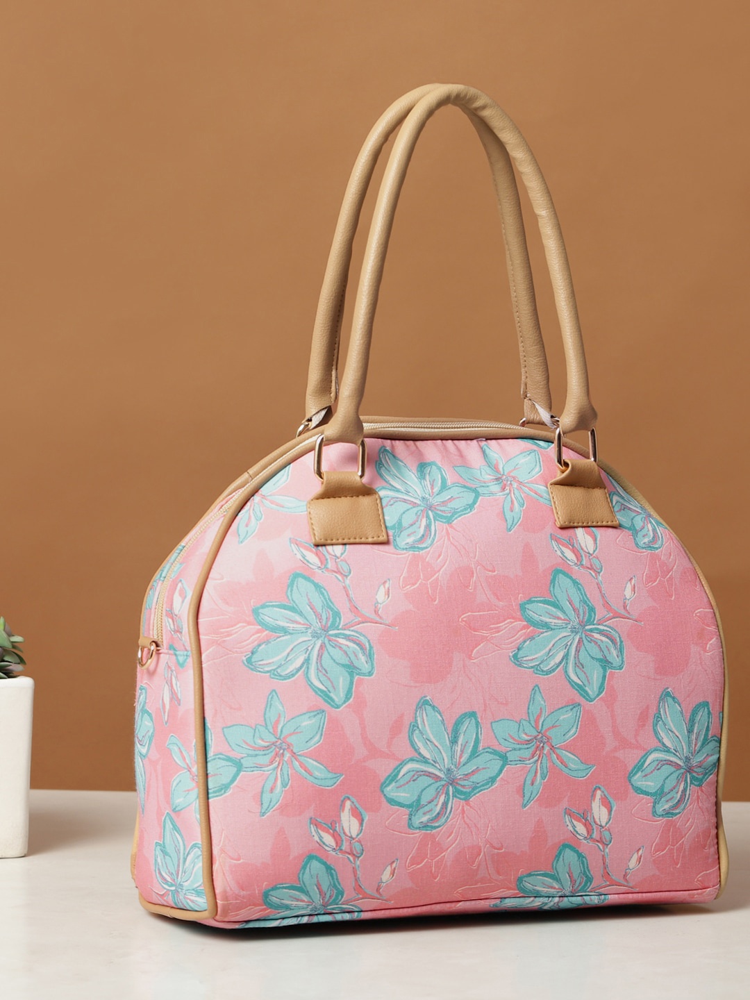 

DEEBACO Floral Printed Structured Handheld Bag, Pink