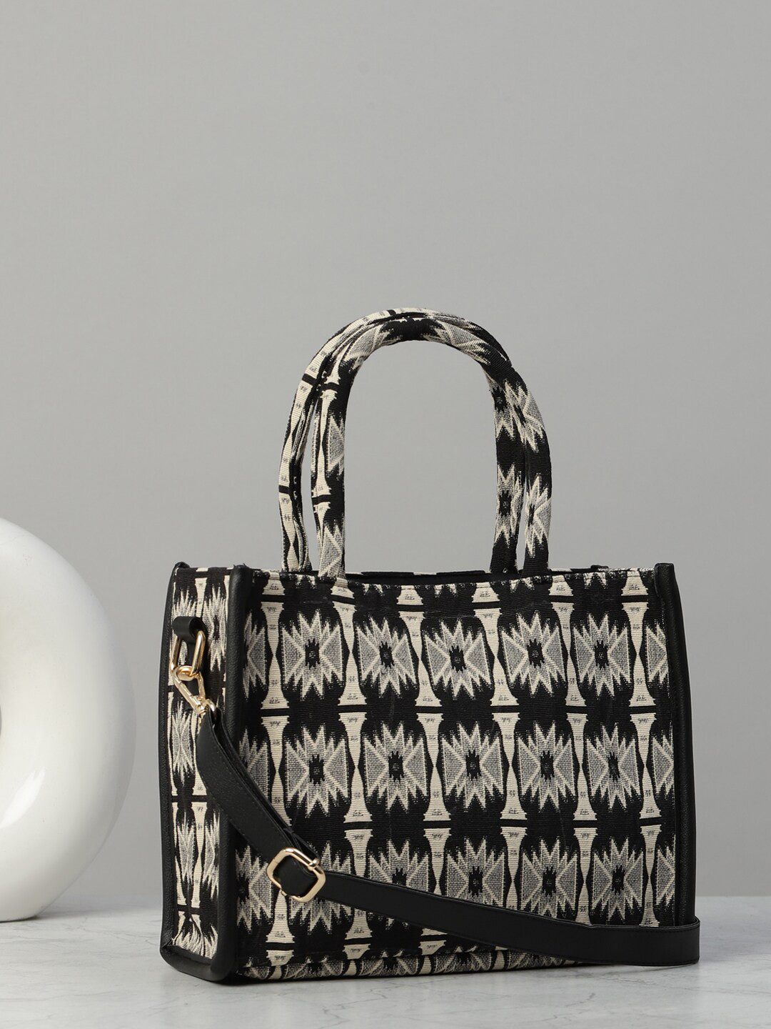 

DEEBACO Abstract Printed Structured Fabric Handheld Bag, Black