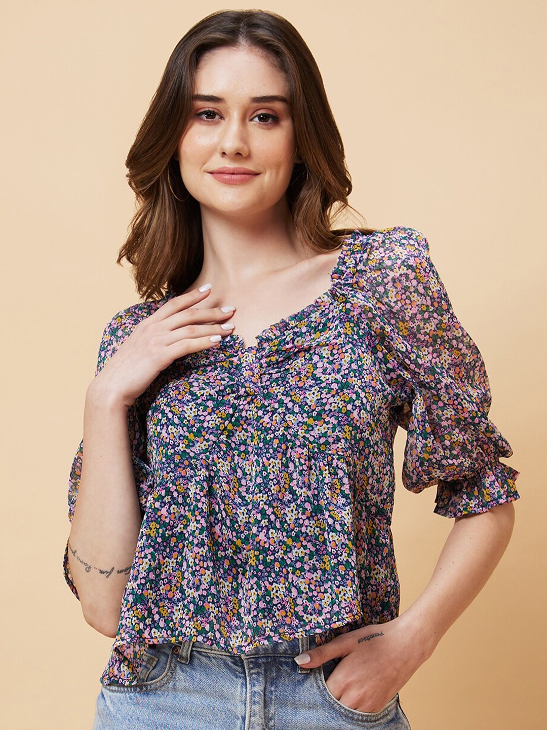 

Globus Floral Printed Puffed Sleeves Smocked Georgette Top, Pink