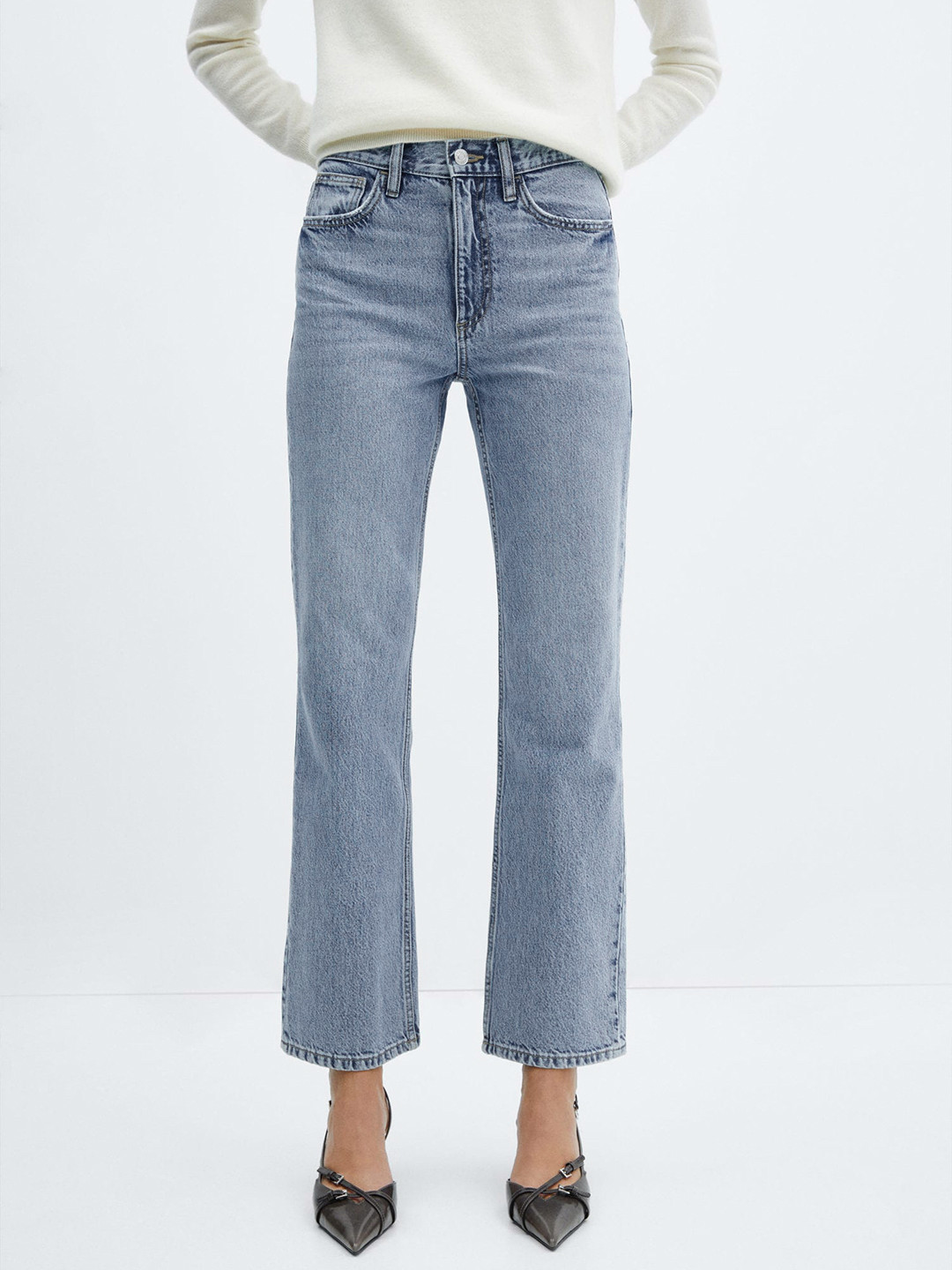 

MANGO Women Straight Fit Light Fade Pure Cotton Jeans, Blue