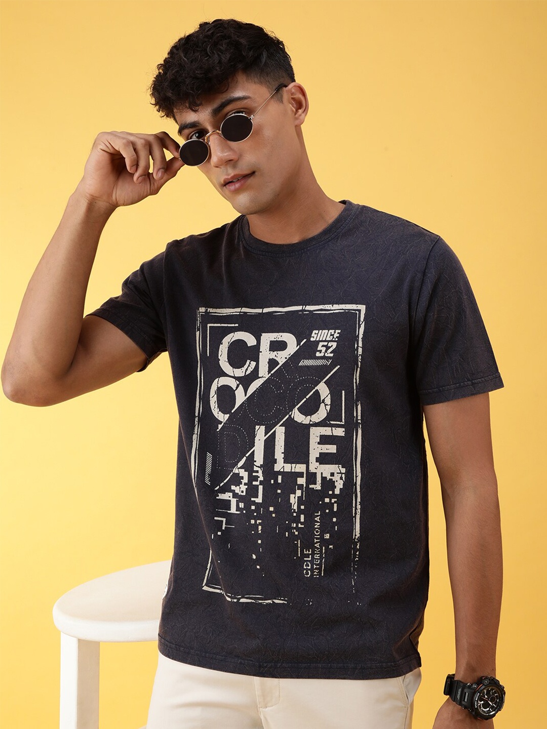 

Crocodile Typography Printed Slim Fit Cotton T-shirt, Navy blue