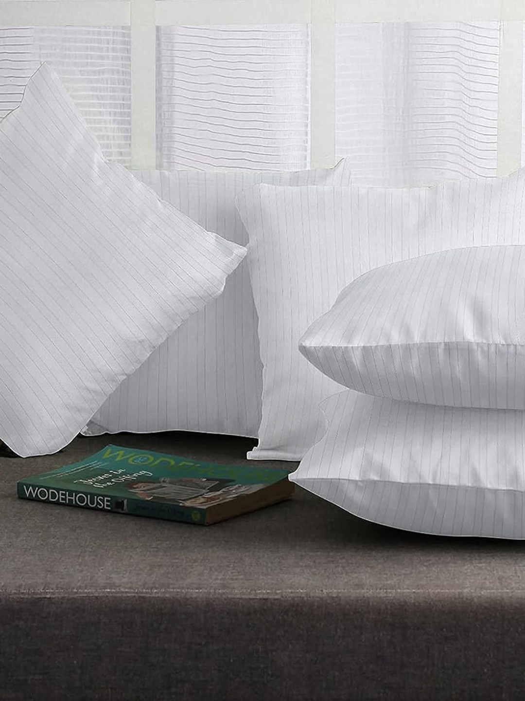 

Adbeni White 5 Pieces Striped Cushion Fillers