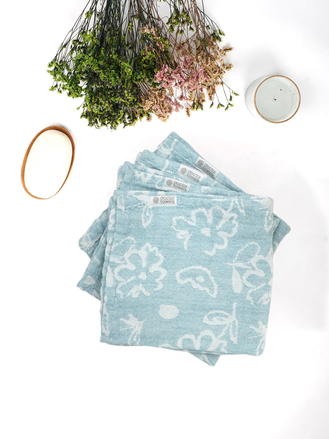 

Doctor Towels 4 Pcs Blue Floral Printed Banana Jacquard Face Towels