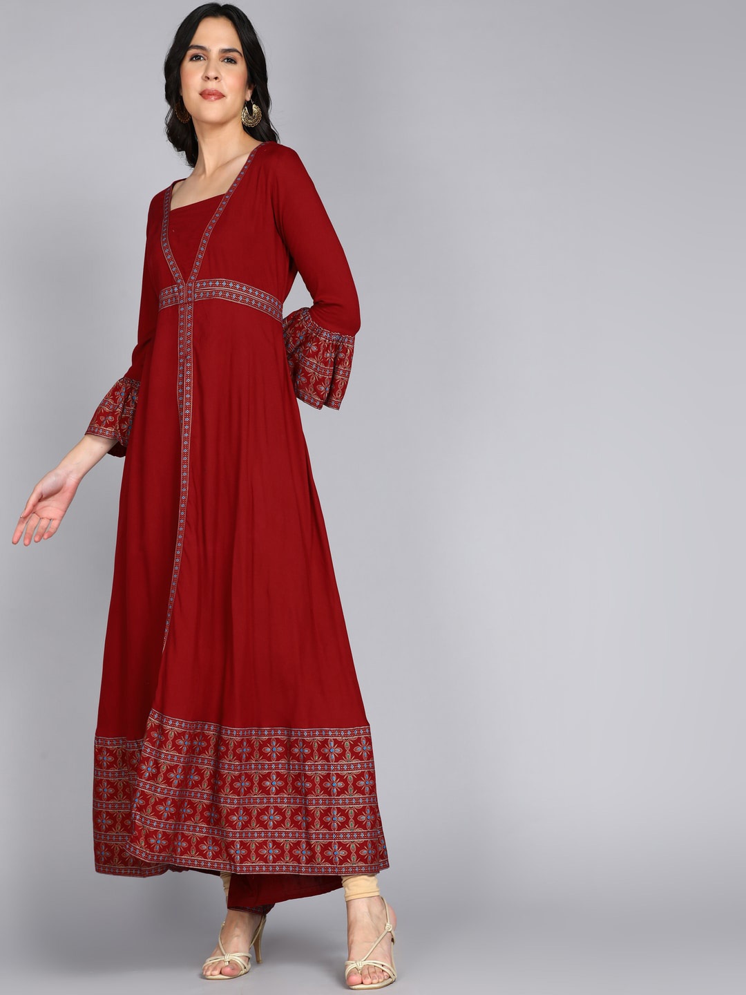 

ftDiva Ethnic Motifs Printed Square Neck Bell Sleeves Anarkali Kurta, Maroon