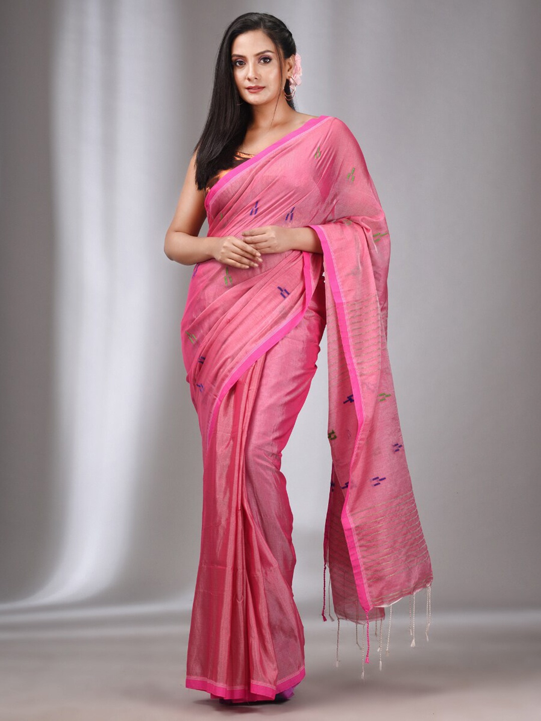 

Charukriti Geometric Woven Design Tissue Saree, Pink