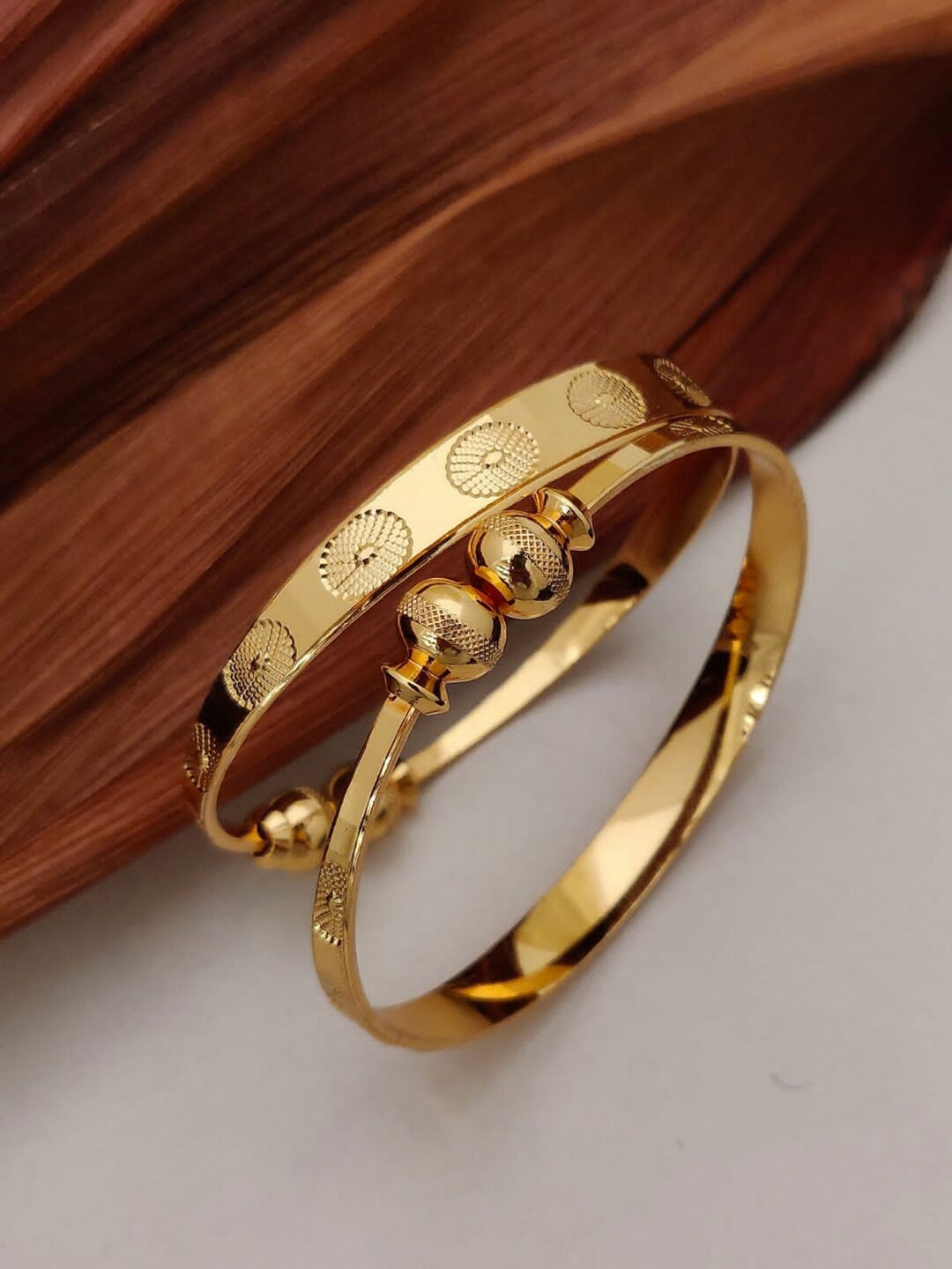 

Shining Diva Fashion Set Of 2 18K Gold-Plated Bangle-Style Bracelet