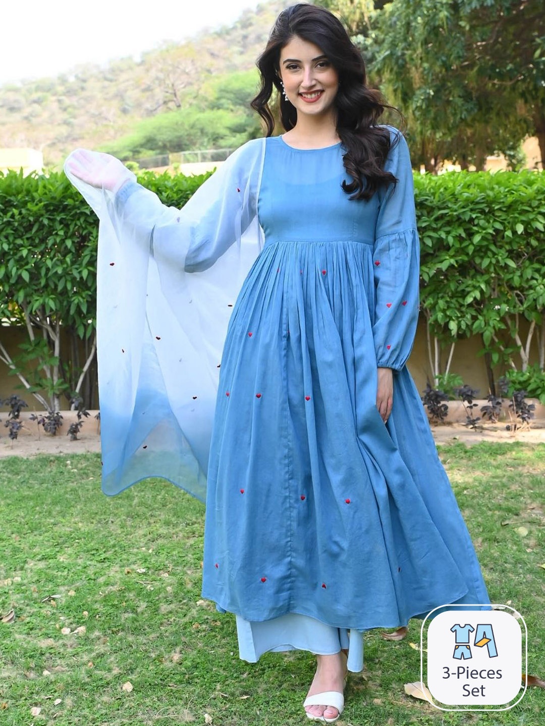 

Urbanstree Round Neck Puff Sleeve A-Line Pleated Kurta Set With Dupatta, Blue