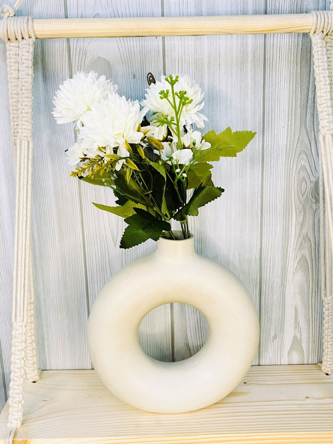 

Akaar White Dahlia Artificial Flower