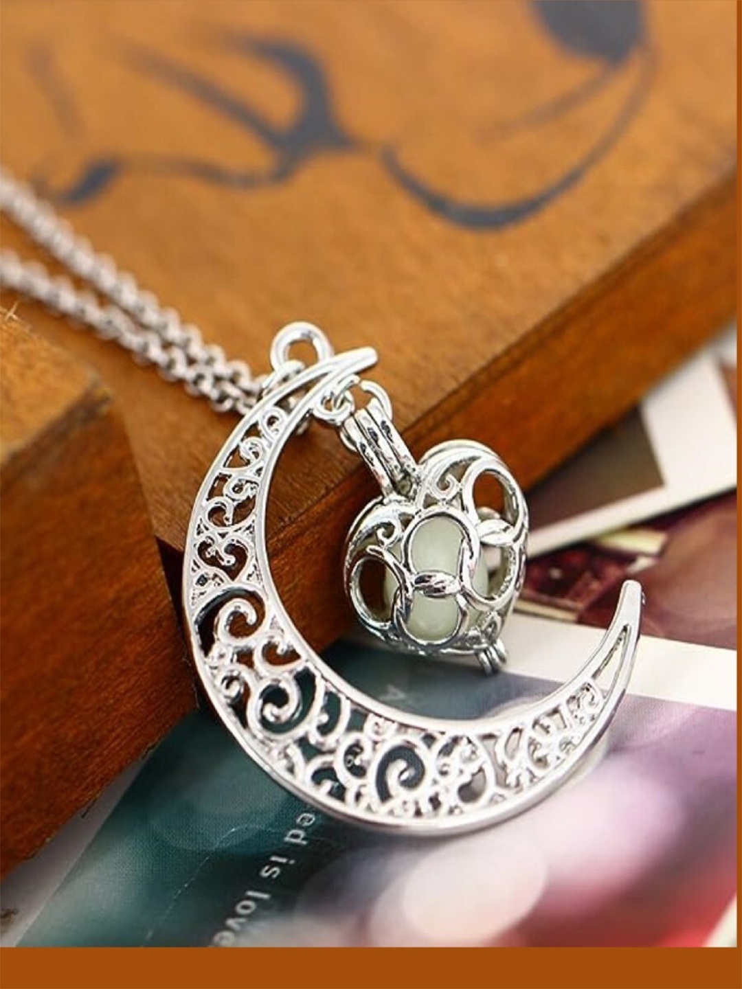 

EL REGALO Unisex Alloy Silver-Plated Necklace