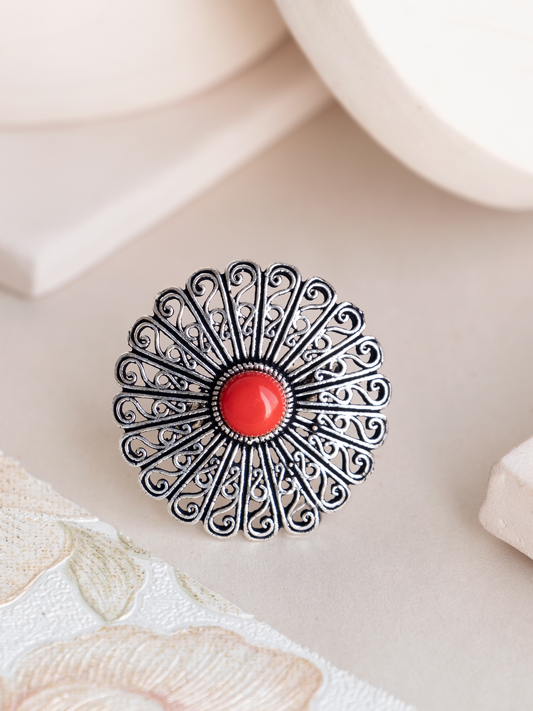 

Infuzze Oxidised Silver-Toned & Red Textured Ring